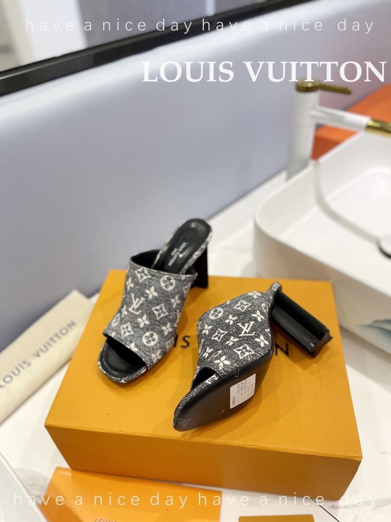 Louis Vuitton Slippers